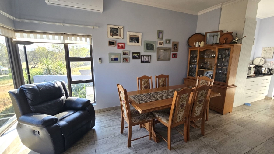 3 Bedroom Property for Sale in Gateway Manor North West